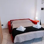 La Petite Vue